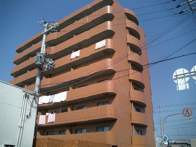 南向きベランダで日当たり良好!!仲介手数料無料!!しかも敷金2ヶ月とリーズナブル!!満室御礼写真